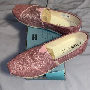 TOMS